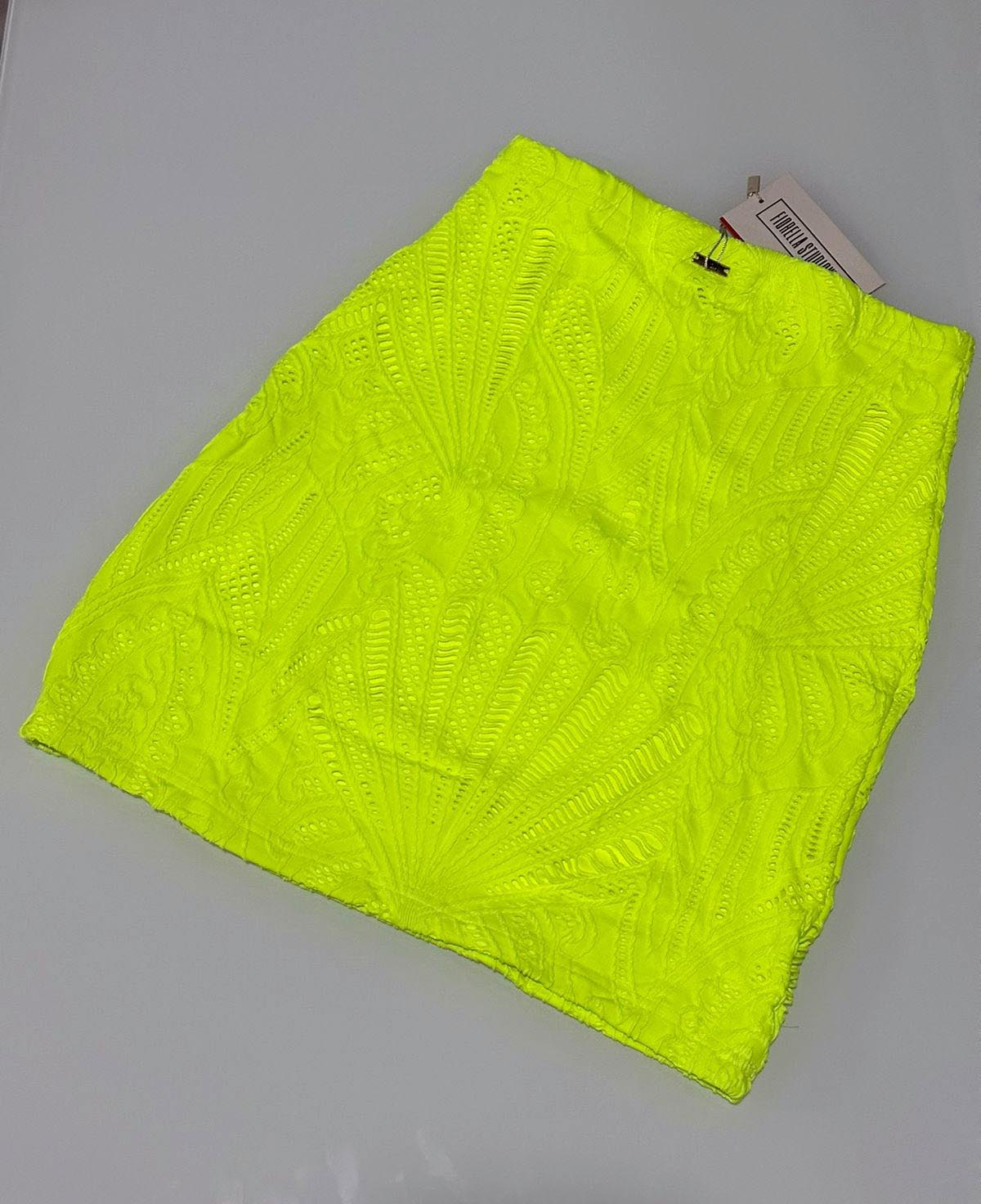 Saia Fiorella Renda Amarelo Neon