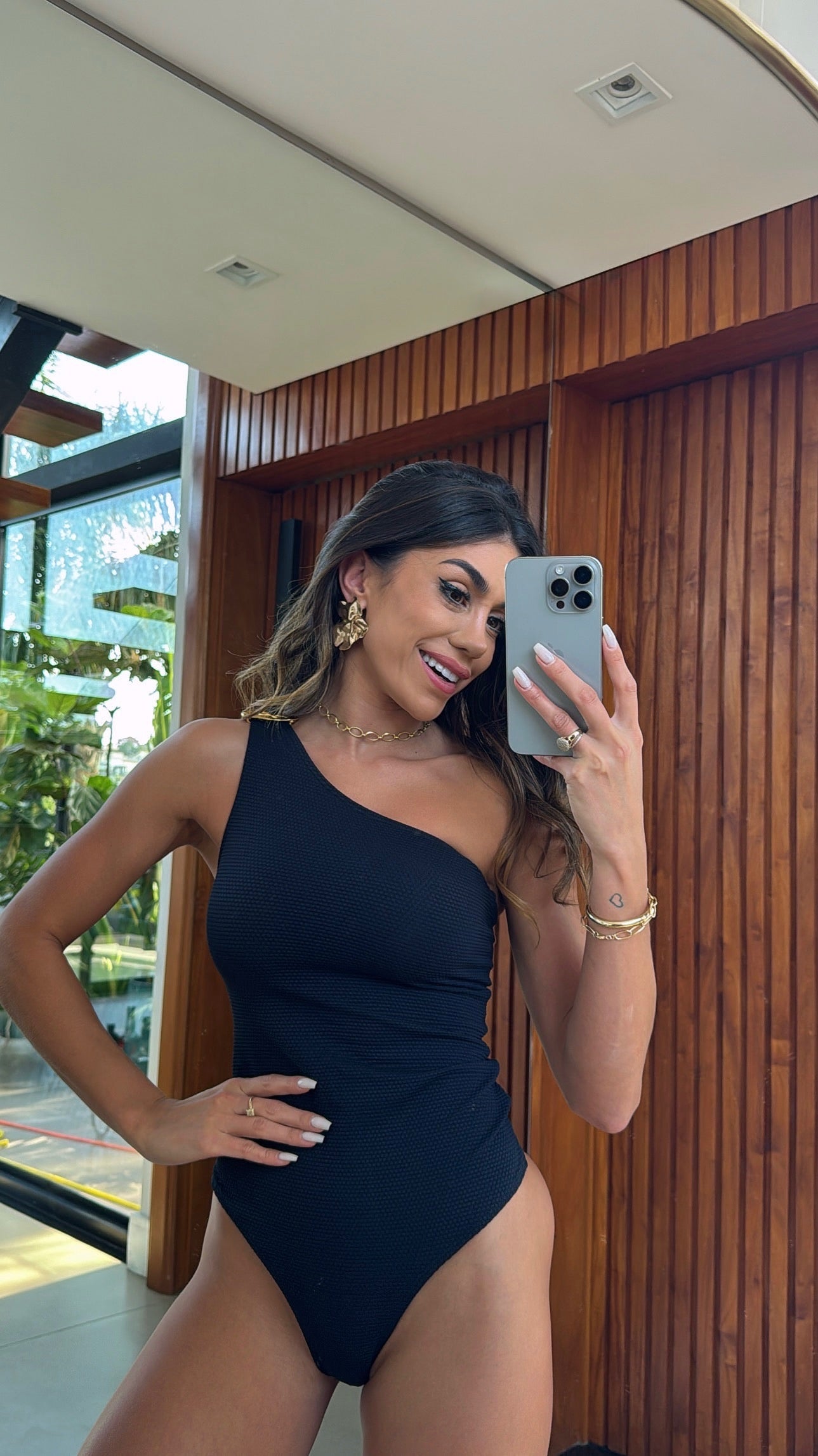 Body Makani Colmeia Preto