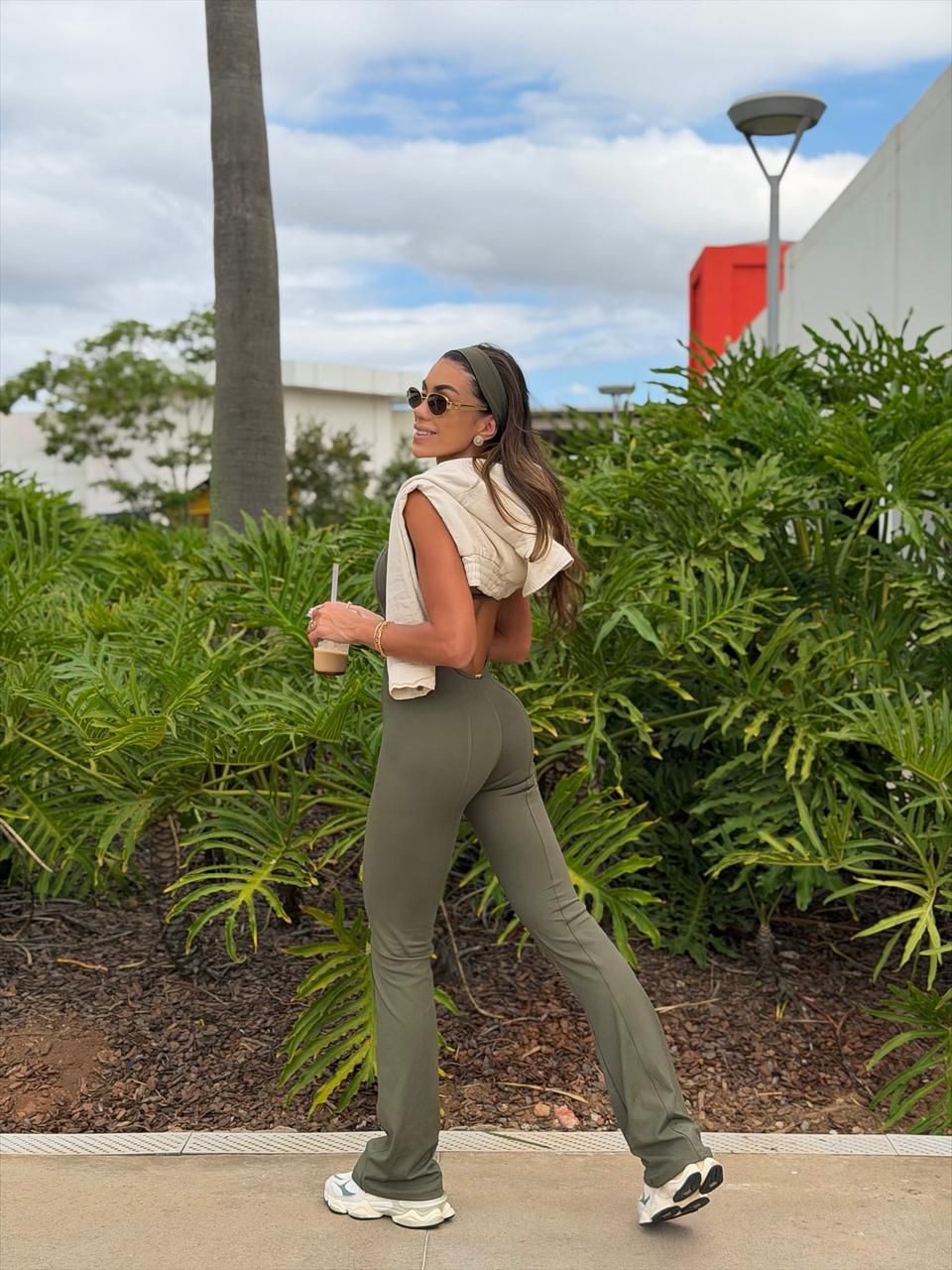 Macacão Celina Verde Musgo