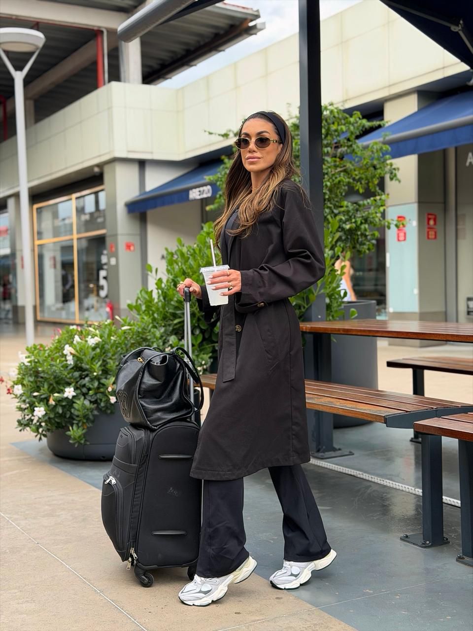 Macacão Celina Preto