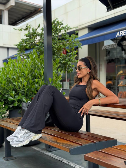 Macacão Celina Preto