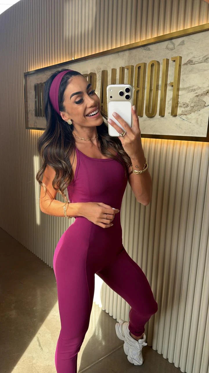 Macacão Celina Slim Bordô