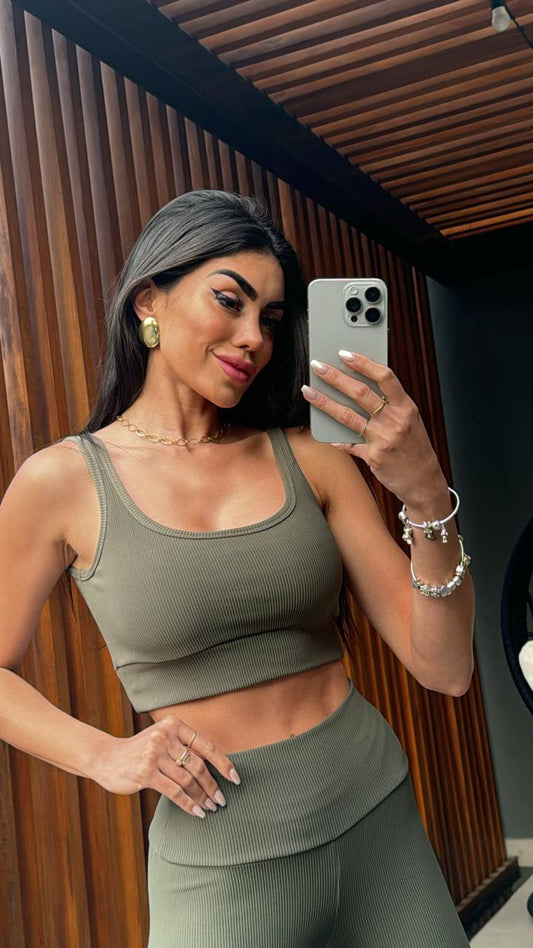 Top Fiorella Canelado Verde Musgo