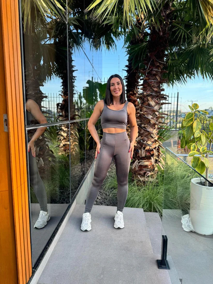 Legging Montaria Virginia Cirre Cinza