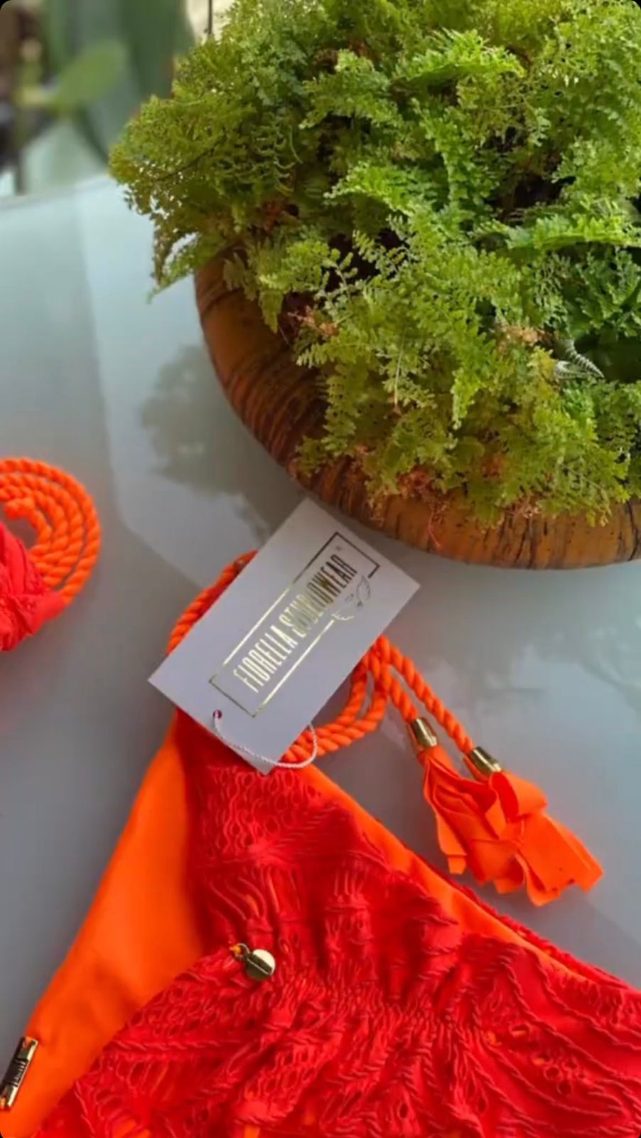 Biquini Geovanella Renda Laranja Neon