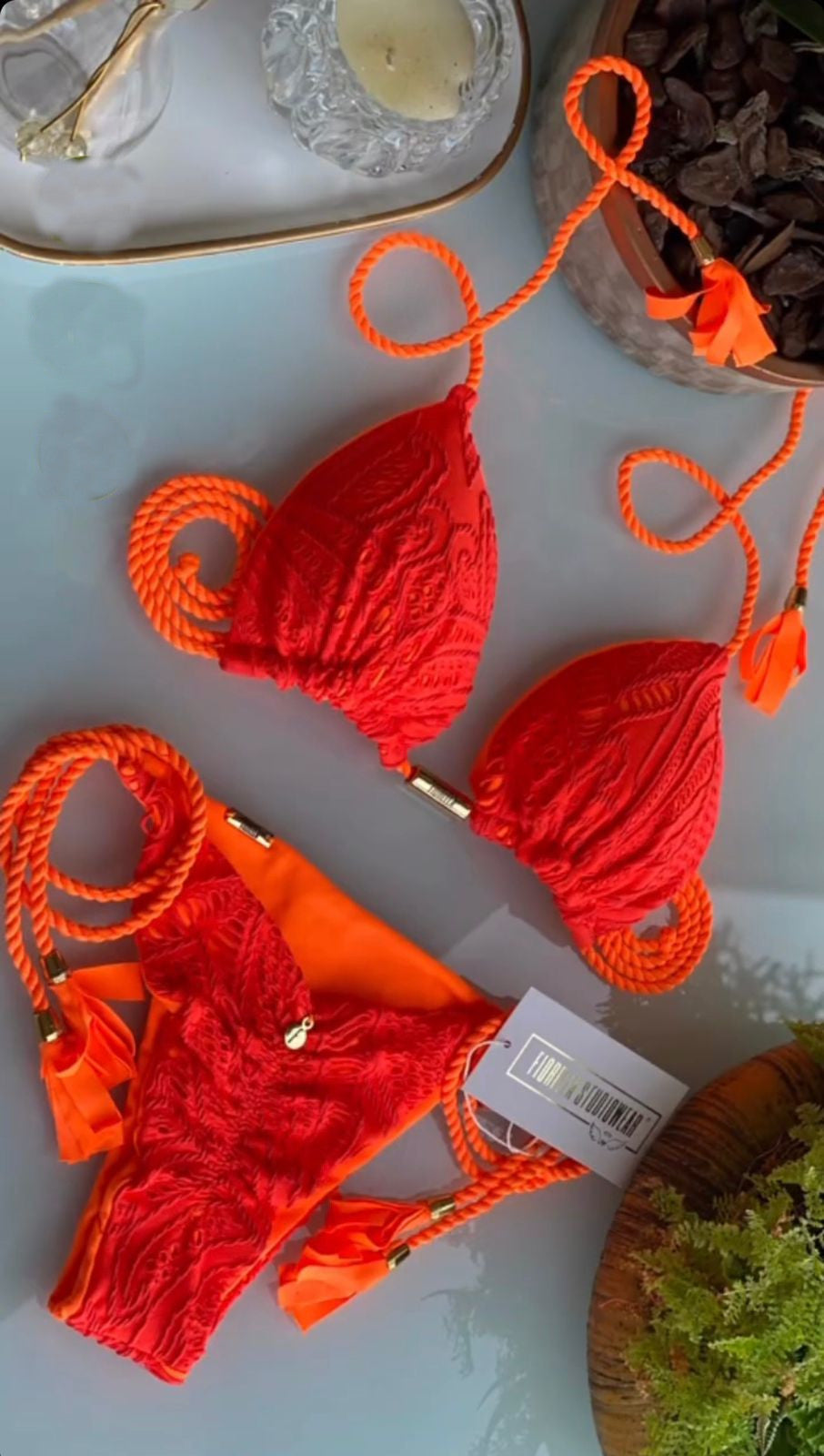Biquini Geovanella Renda Laranja Neon