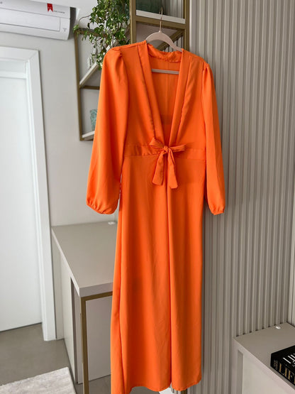 Saída de Praia Fiorella Resort Laranja